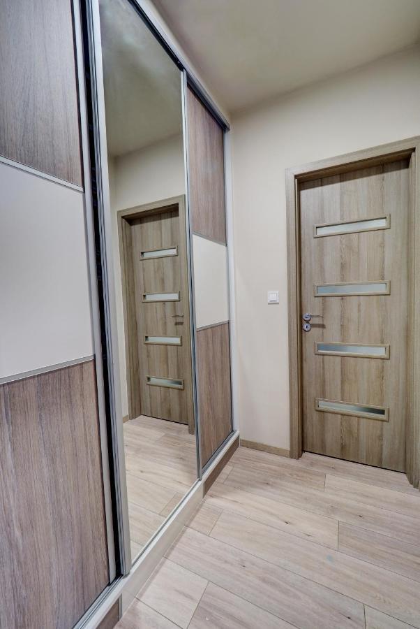 Appartement Hajnal Apartman à Szeged Extérieur photo